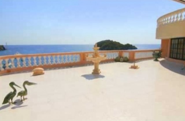 First Sea Line Triplex Apartment With..