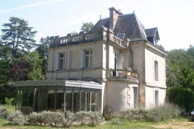 6 bedroom Manor House For Sale: 86300.. - 2