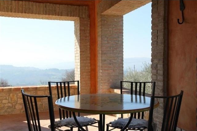 5 bedroom House For Sale: Collazzone.. - 2