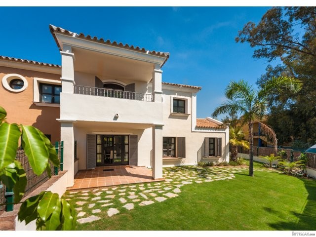 Luxury high-end home in a sought-after..