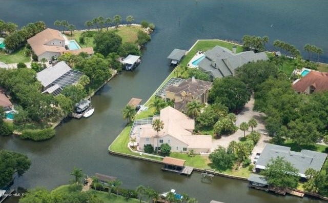6210 Capstan Rockledge, FL 32955 - 2