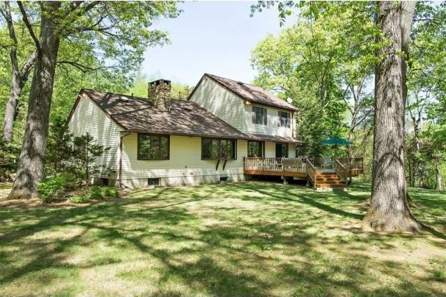 3 bedroom Residence For Sale: East.. - 2