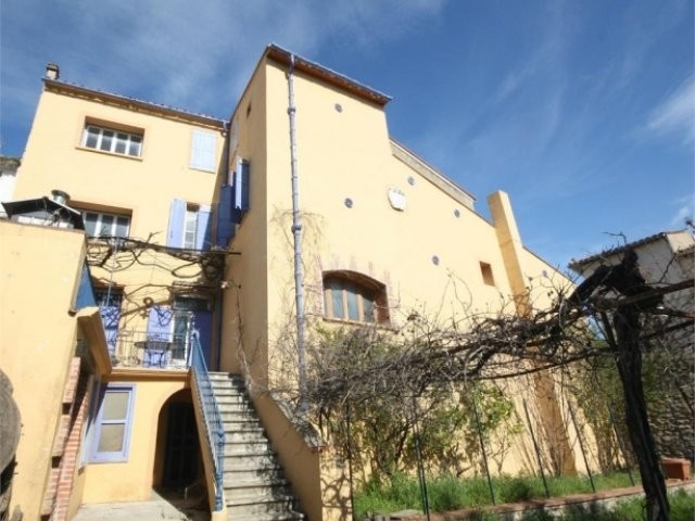 Imposing Maison Bourgeoise With Garden..