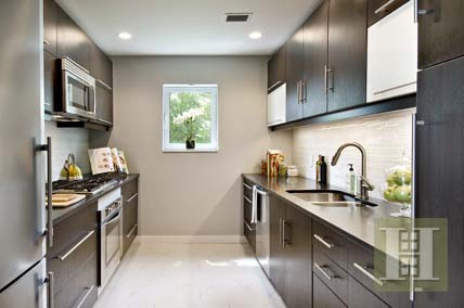 3 bedroom Apartment For Sale: 3751.. - 2
