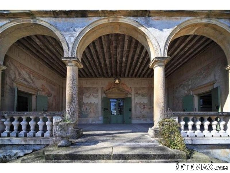 House For Sale: Veneto , Veneto..