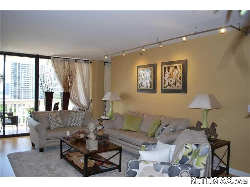 2800 Island Bl, Unit 1103, Aventura, Fl..