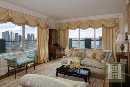 3 bedroom Apartment For Sale: 50 SUTTON..