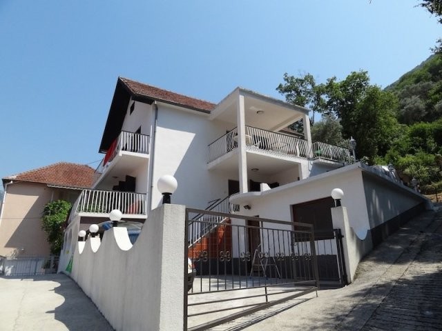 House in Markov Rt, Stoliv, Kotor