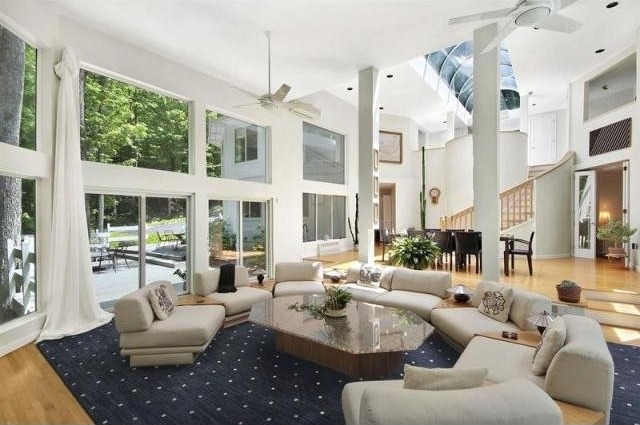 4 bedroom Residence For Sale: Pound.. - 2