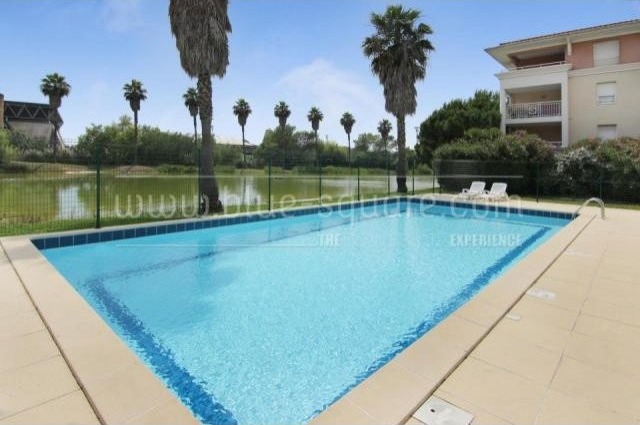 Apartment with lake view in Le Cannet