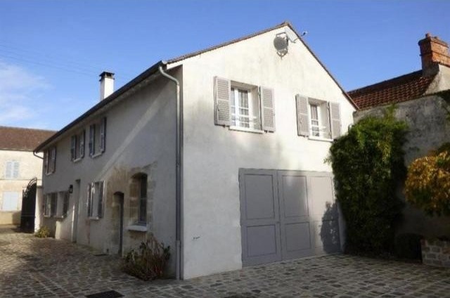 7 bedroom House For Sale: 77840 SEINE.. - 2