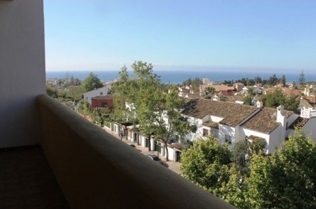 Apartment - NICE APARTMENT LOCATED IN..
