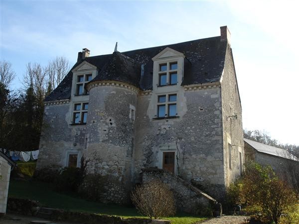 Rare Equestrian Manoir