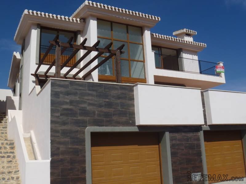 4 Bedrooms - Villa - Murcia - For Sale