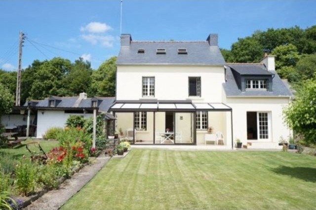 Superb 4 Bed Detached House