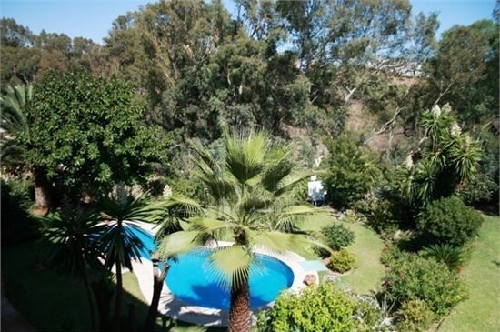 2 Bed Apartment for sale in Calahonda - 2