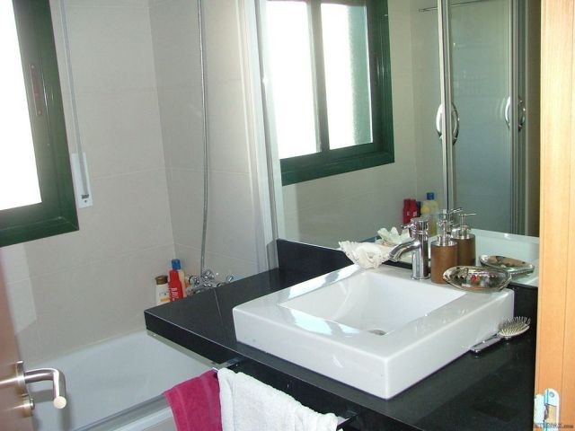 3 Bedrooms - Apartment - Girona - For.. - 2