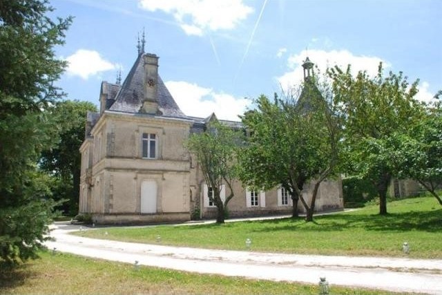 7 bedroom Castle For Sale: 17000.. - 2
