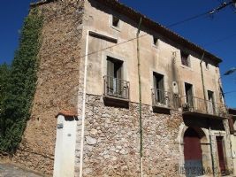 Large Village Home With 130 M² Of..