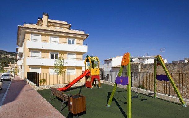 3 Bedroom 2 Bathroom Luxury Apartment.. - 2