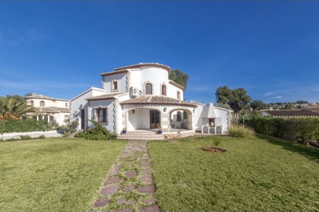 Villa for sale in Javea