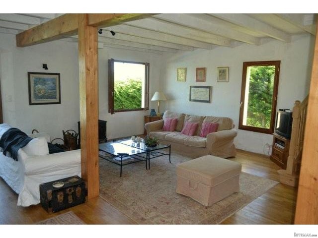 3 Bedroom Country House For Sale - 2