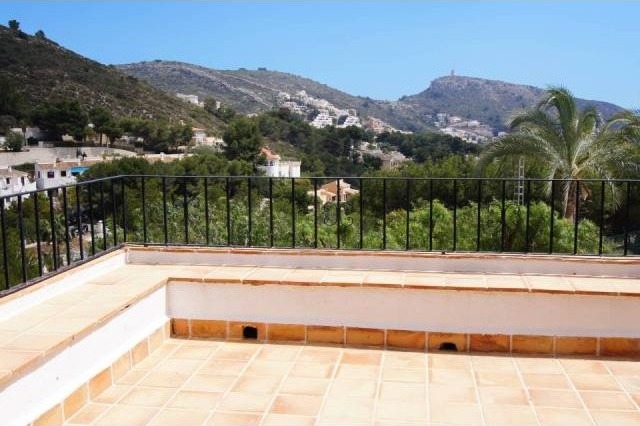 Lovely 2 bedroom townhouse in El Portet - 2