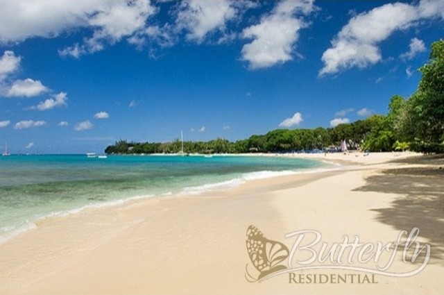 3 Bedrooms - Apartment - Saint James -..