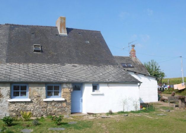House in Lovely Rural Hamlet Location