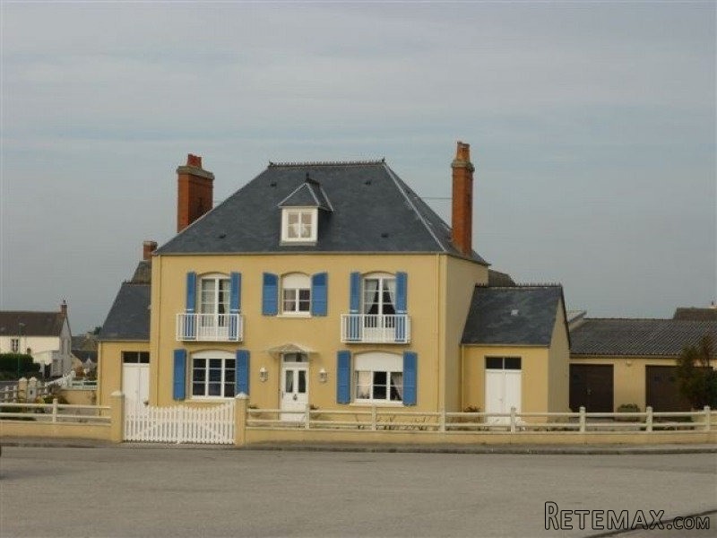 Lovely Coastal Property