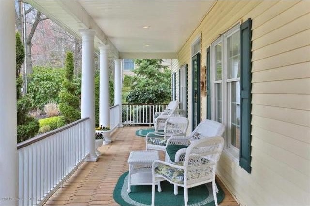 5 bedroom Flat For Sale: 6 Tucker Drive.. - 2