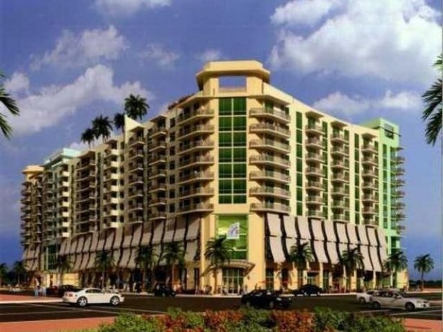 3 bedroom Flat For Sale: 140 S DIXIE HY..