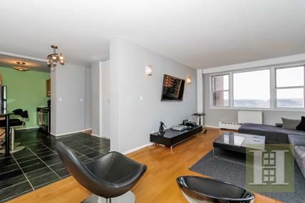 1 bedroom Apartment For Sale: 5800.. - 2