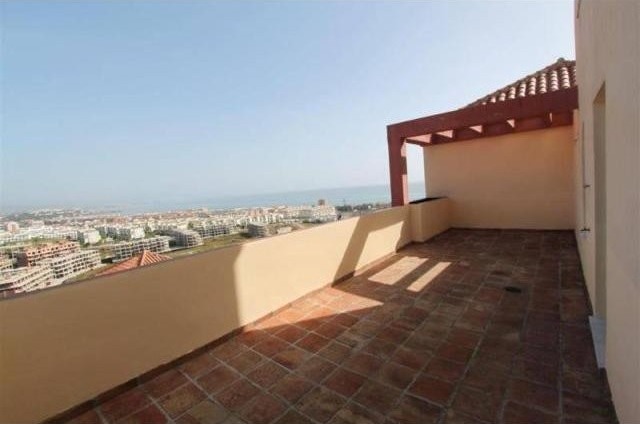 3 bedroom apartment for sale - 2