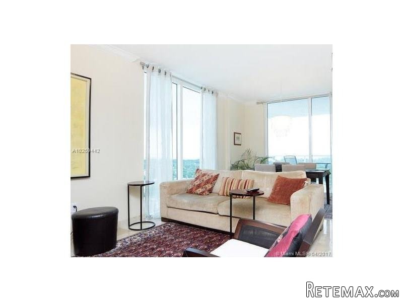 2 bedroom Flat For Sale: 1401 SW 22nd.. - 2