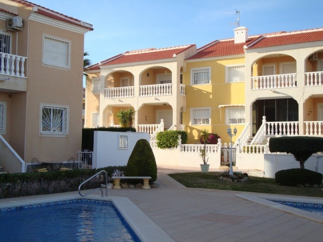 2 Bedrooms - Property - Alicante - For..