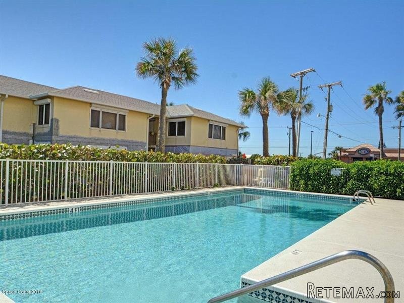 3 bedroom Flat For Sale: 1405 Highway.. - 2