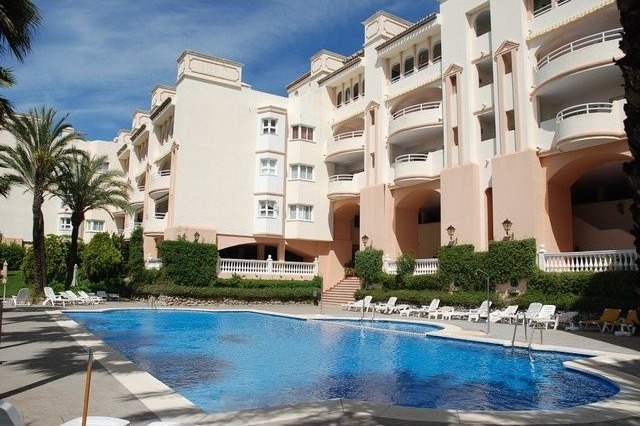 Apartment for sale in Calahonda, Mijas
