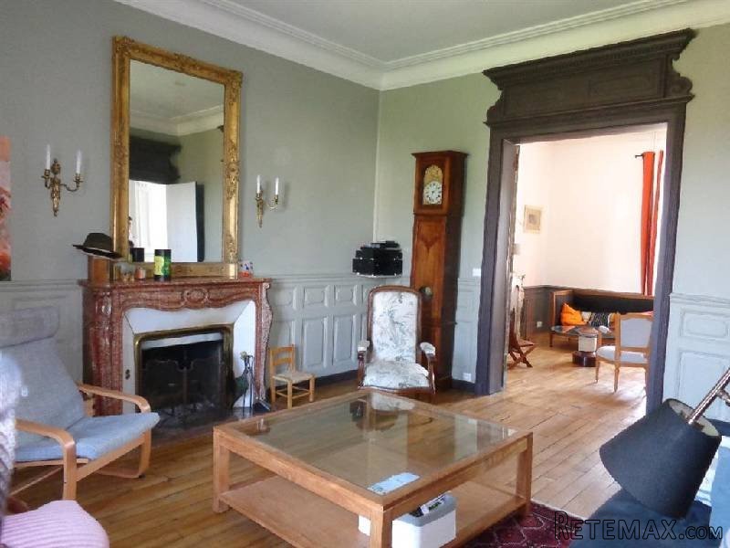6 Bedroom Manor House - 2