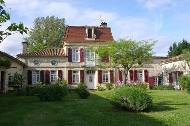 11 bedroom House For Sale: 33220..