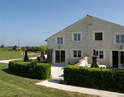 Charante House 27 Rooms - 2