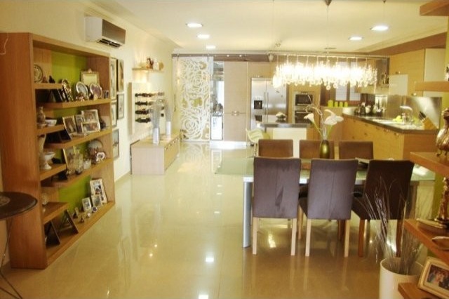 Seafront Luxury Apartment