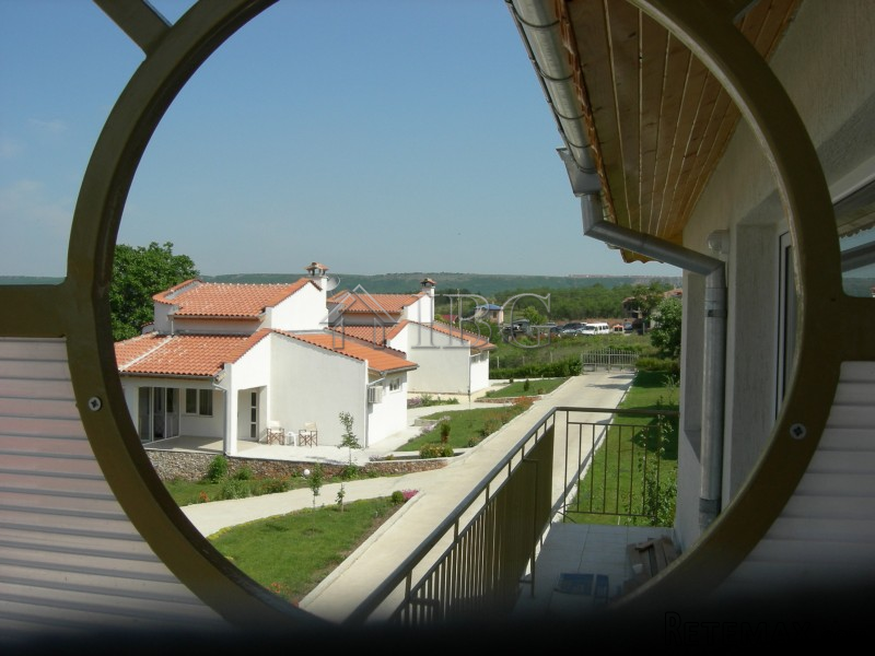 Furnished 2-bedroom apartment near..