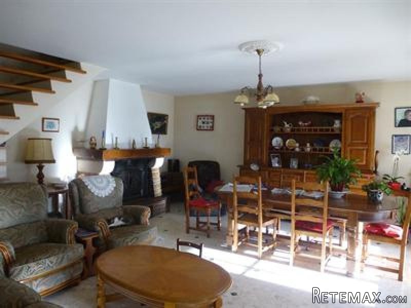 8 Bedrooms - House - Poitou-Charentes. - 2
