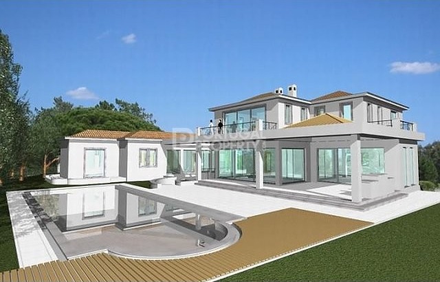 7 bedroom Plot + Project in Encosta do..