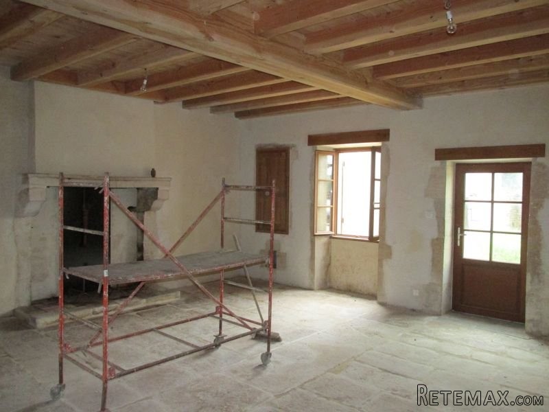 Recently Renovated Traditionnal House - 2