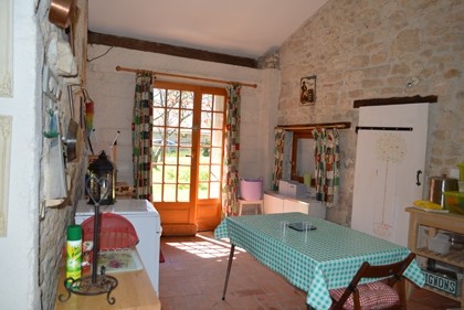 Beautiful 2-bed stone property with.. - 2