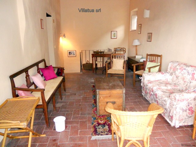 Village/town House - For Sale - North.. - 2