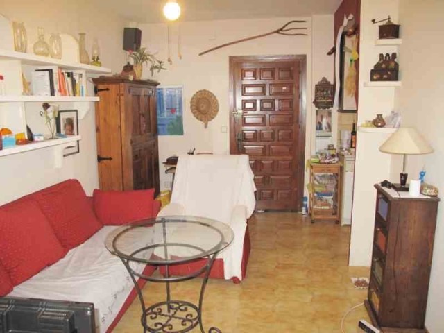 Apartment - Charming apartment for sale.. - 2