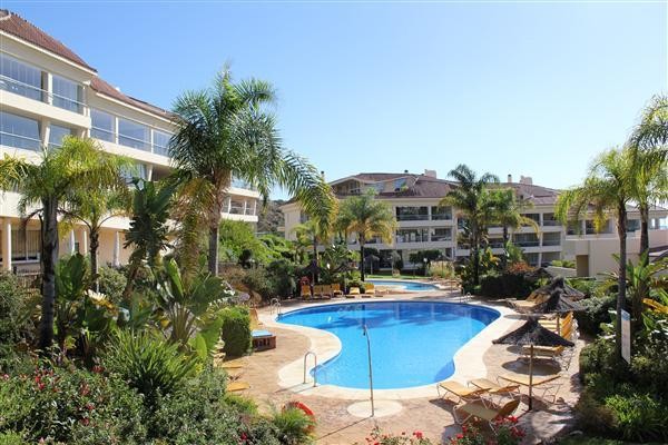 APARTMENT FOR SALE IN RIVIERA